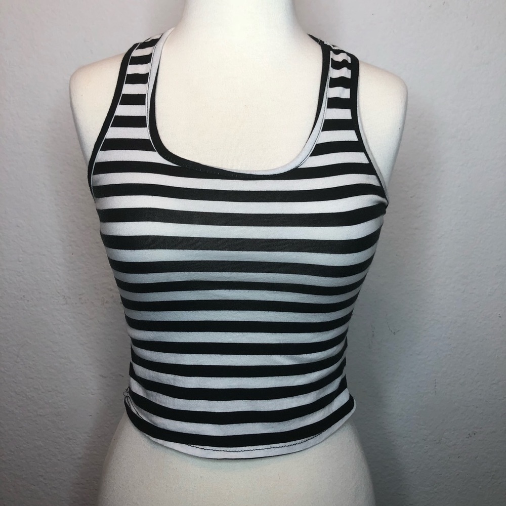 Black and white striped crop muscle tee